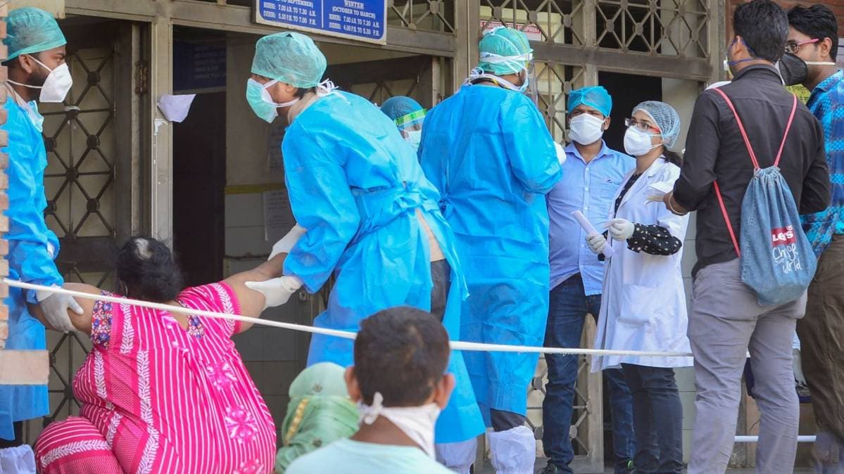 महाराष्ट्र कोरोना से सबसे अधिक प्रभावित (File-PTI)