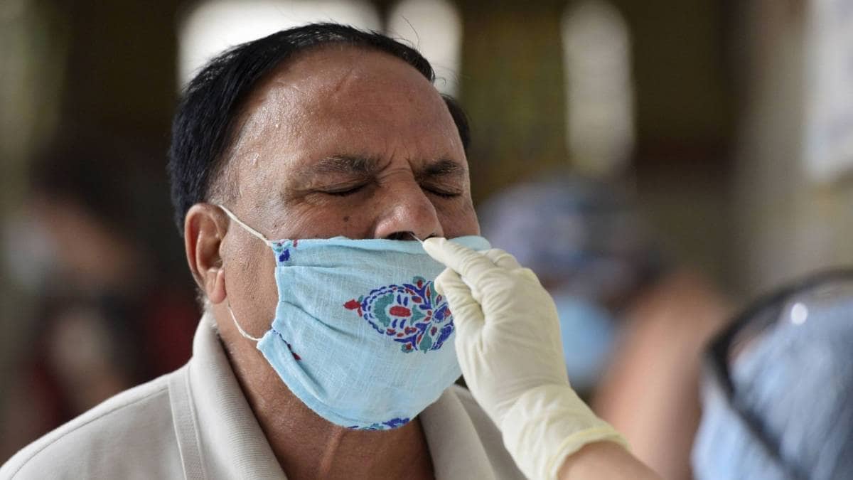 कोरोना की रफ्तार दिल्ली में तेज (File-PTI)