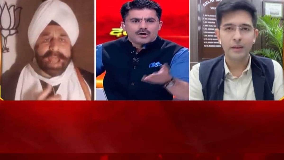 BJP-AAP नेता का एक दूसरे पर वार