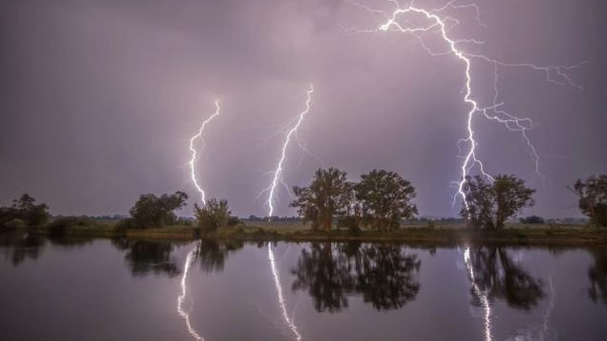 Several diedin lightning strikes UP and Bihar (Picture for representation- AP)