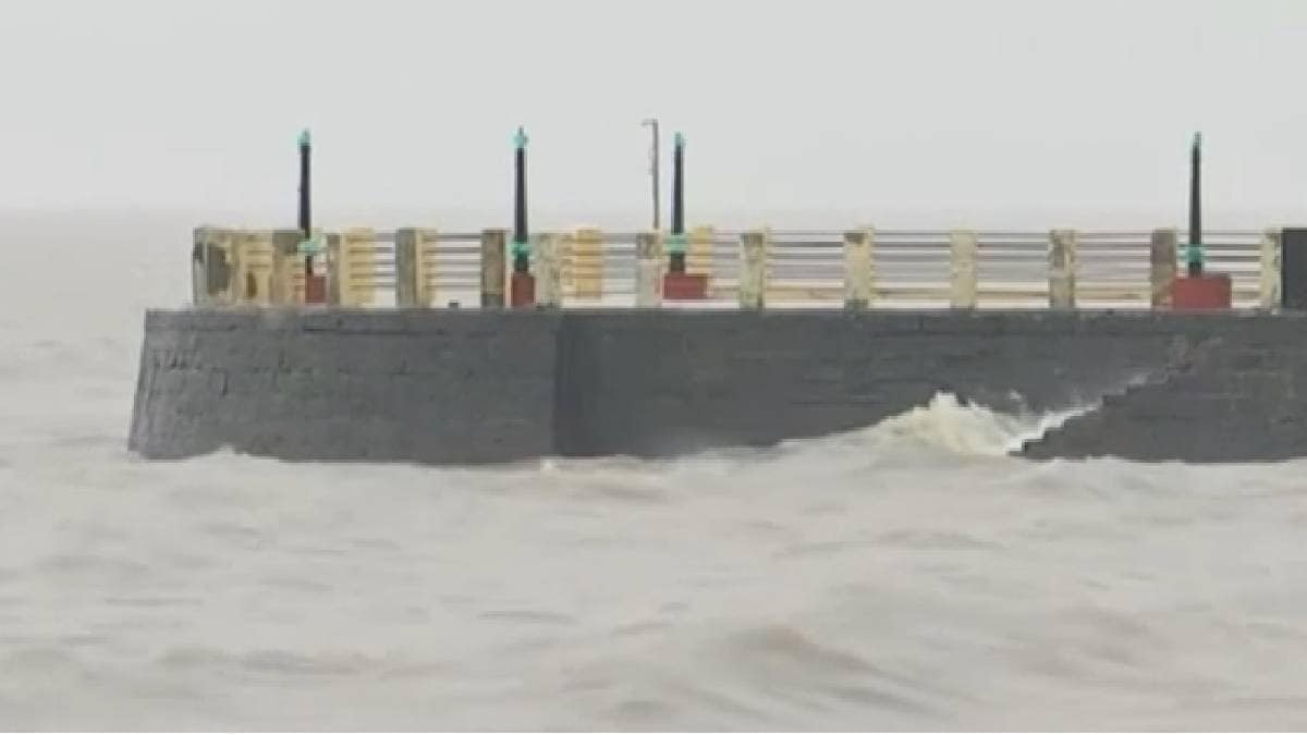 निसर्ग से खतरा