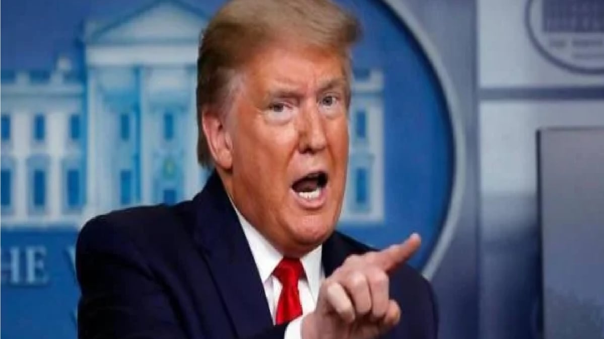 डोनाल्ड ट्रंप