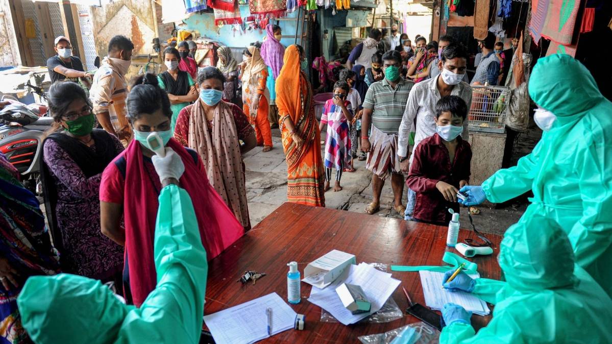 धारावी में कोरोना के मामले घटने लगे (File-PTI)