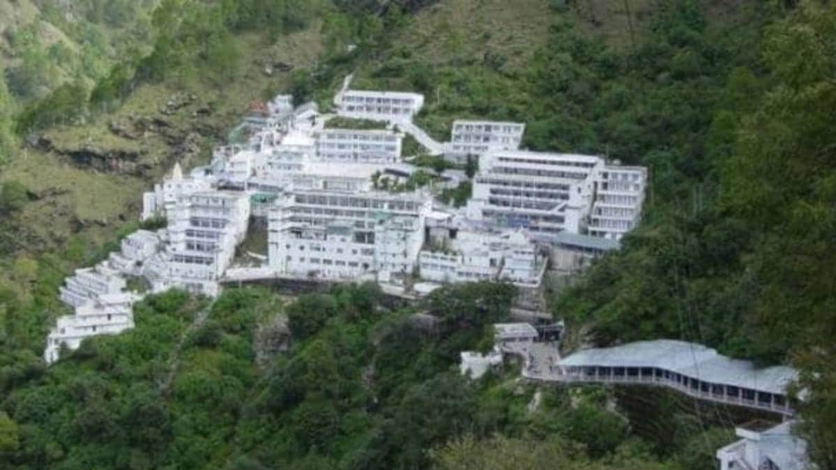 वैष्णो देवी यात्रा अभी स्थगित रहेगी (फाइल फोटो)