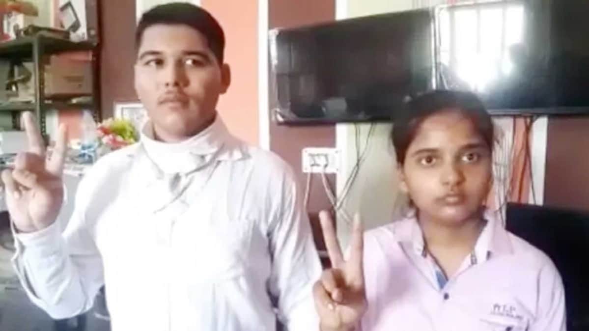 उत्तर प्रदेश के टॉपर अनुराग मलिक और रिया जून