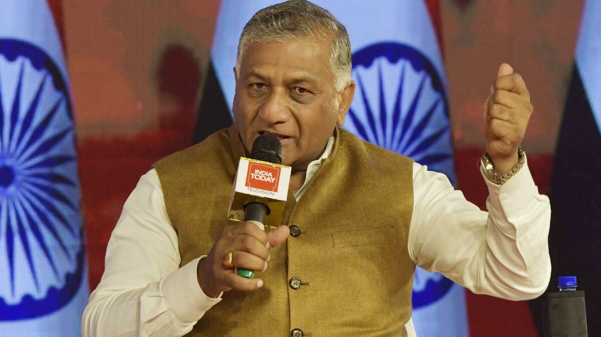 केंद्रीय मंत्री और पूर्व आर्मी चीफ वी के सिंह