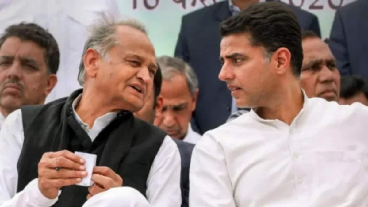 Rajasthan CM Ashok Gehlot with Sachin Pilot (Photo: PTI)