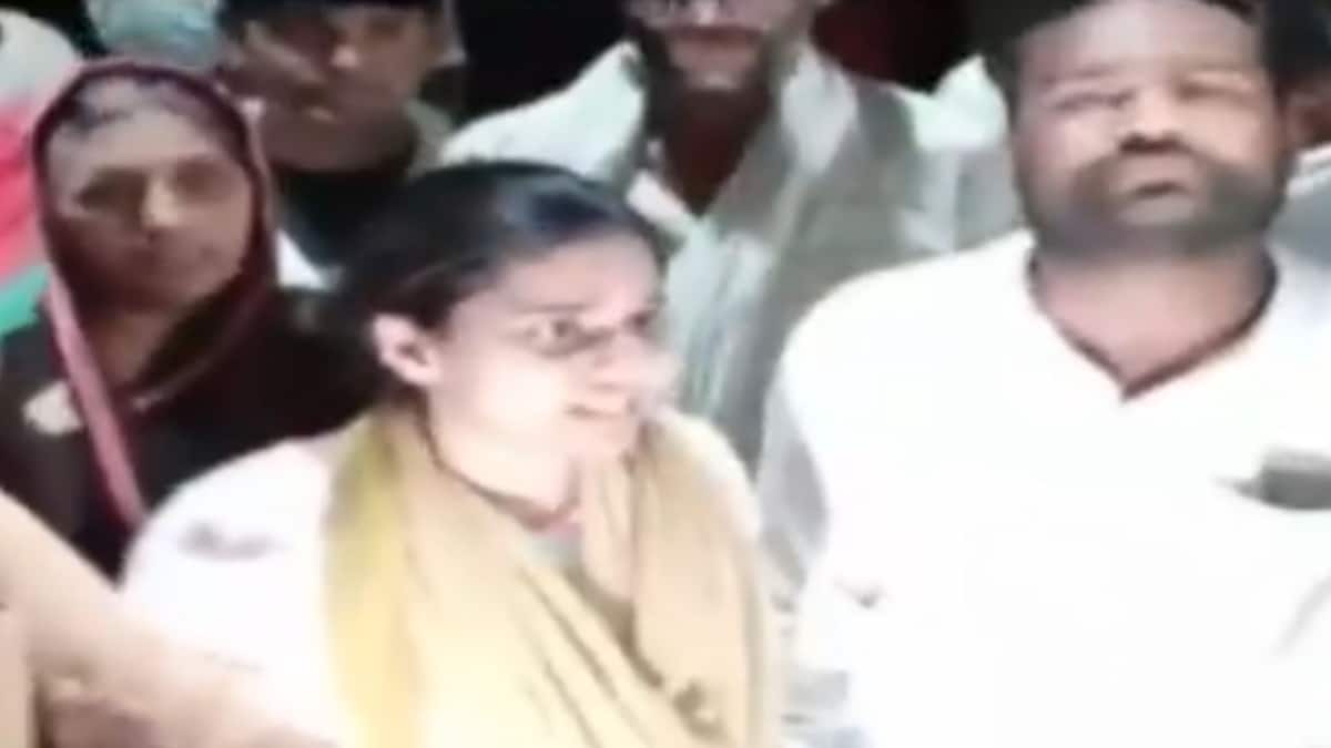 UP Kanpur lab technician sanjeet yadav relatives (File- Video Grab)