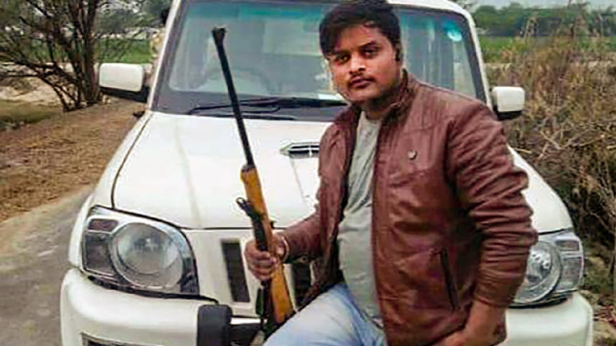 अमर दुबे