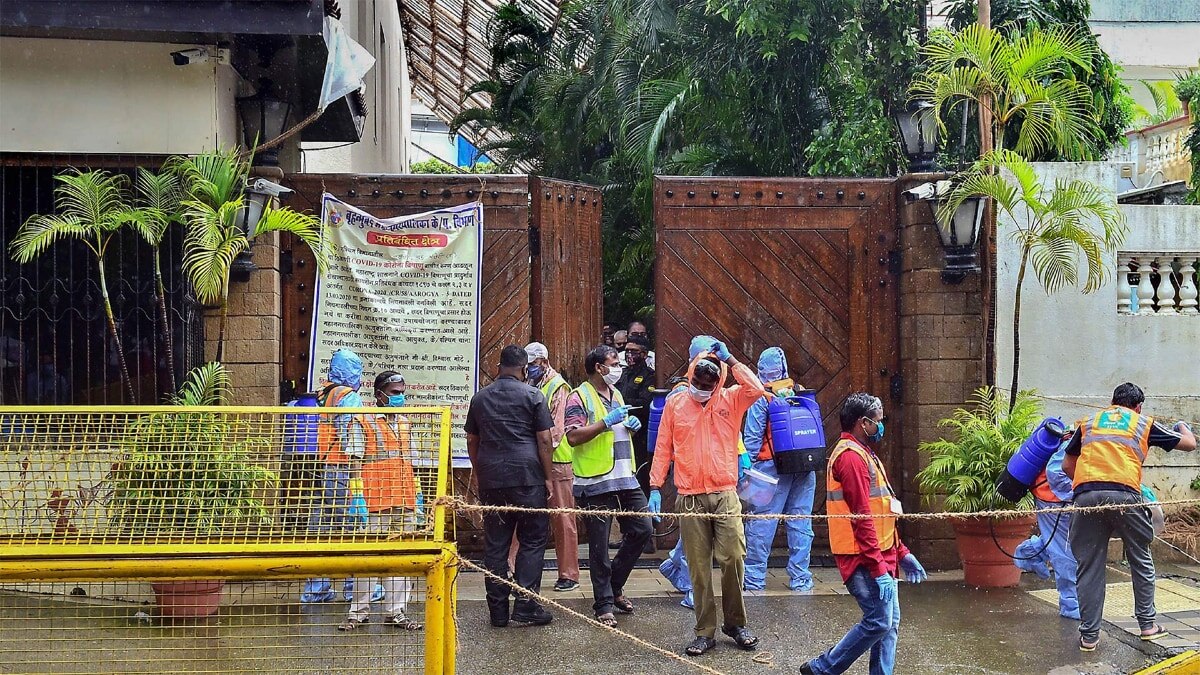 Amitabh Bachchan's bungalow jalsa not containment zone anymore (Photo- PTI)