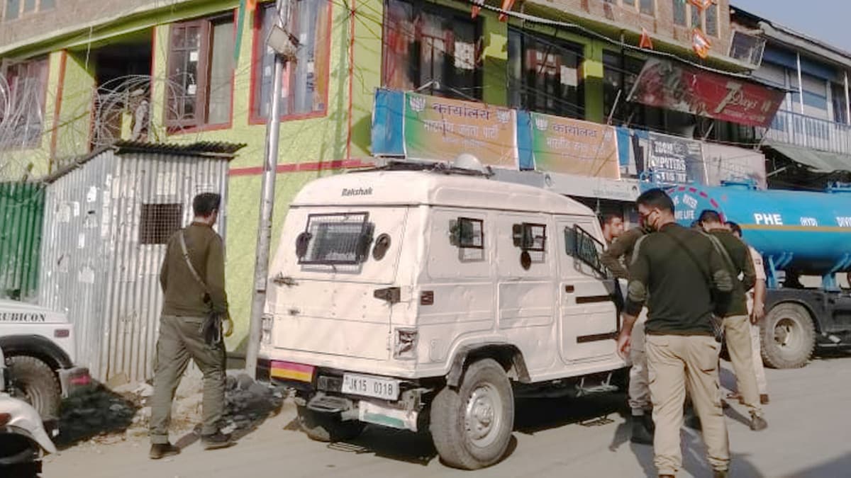 Waseem Bari was shot dead by militants at his family's shop. (Photo- Rouf A Roshangar,)