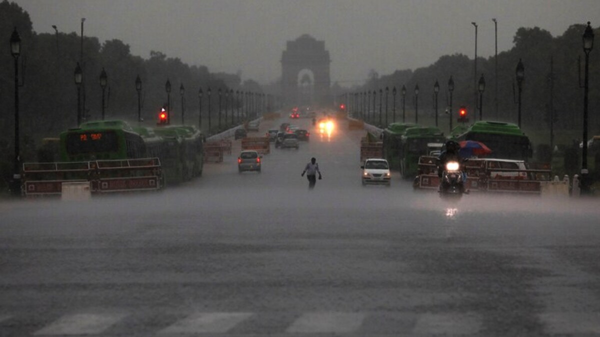 Delhi-NCR received light rainfall in the morning. (File photo: Reuters)