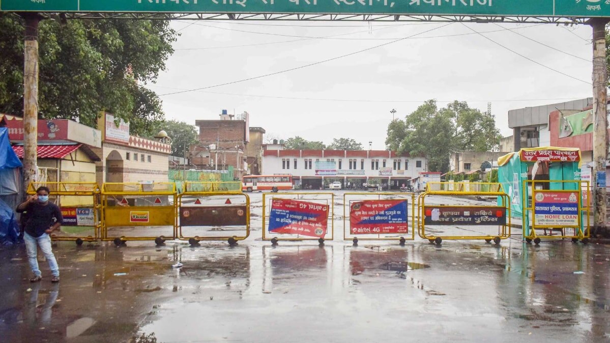 उत्तर प्रदेश में फिर से लॉकडाउन (फोटो- PTI)