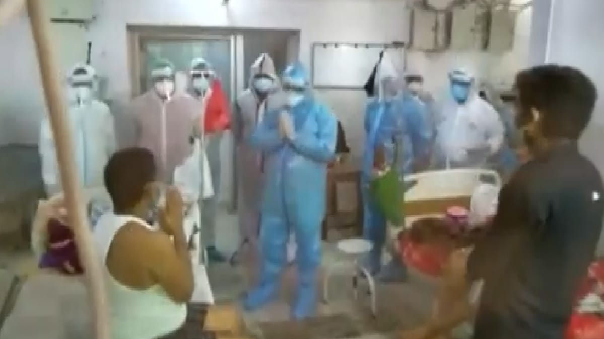 अस्पताल का जायजा लेने पहुंचे बिहार के स्वास्थ्य मंत्री