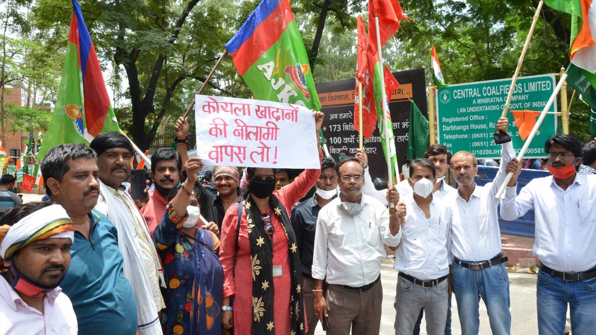 Coalfields labor organizations protests against privatisation of coal mines in Jharkhand  (Photo- PTI)