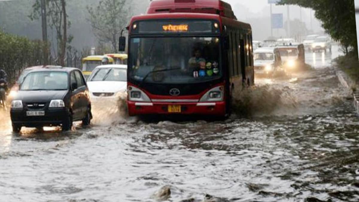 Waterlogging in natinal capital areas after heavy rainfall in Delhi-NCR