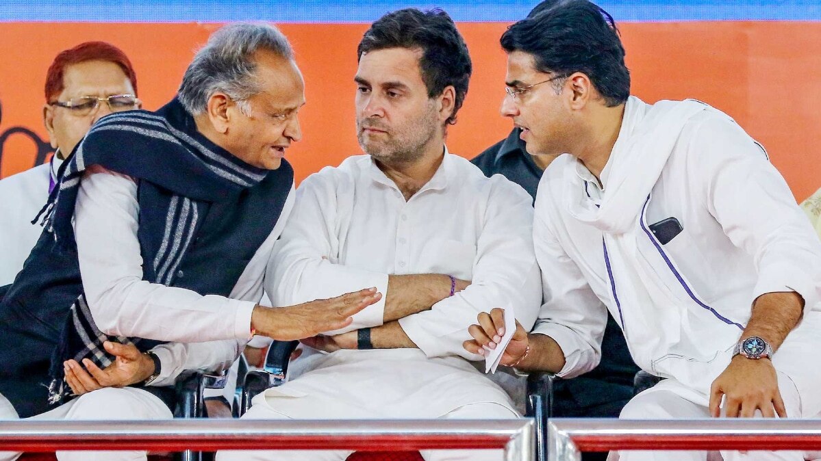 राजस्थान के मुख्यमंत्री अशोक गहलोत और कांग्रेस नेता सचिन पायलट