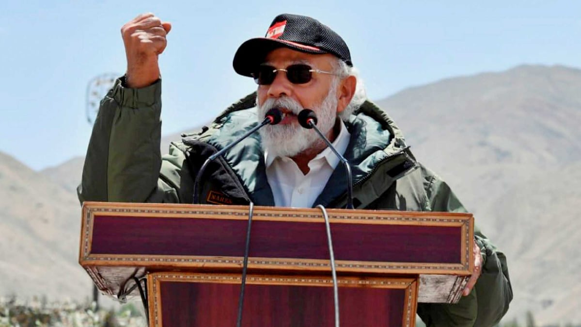 प्रधानमंत्री नरेंद्र मोदी पहुंचे लेह (फोटो- PTI)