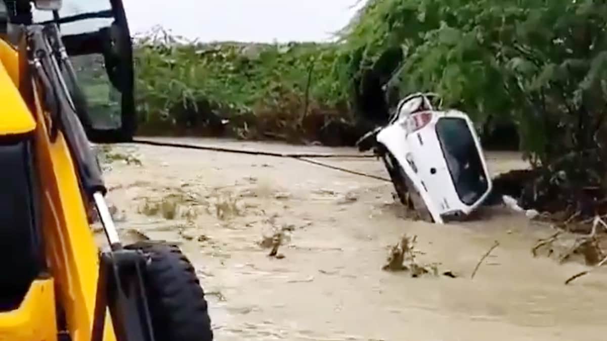 Watch heart-wrenching rescues amid heavy rains and flood