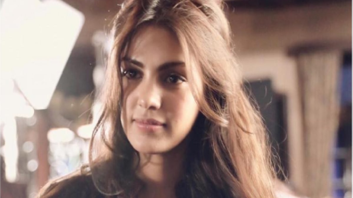 रिया चक्रवर्ती