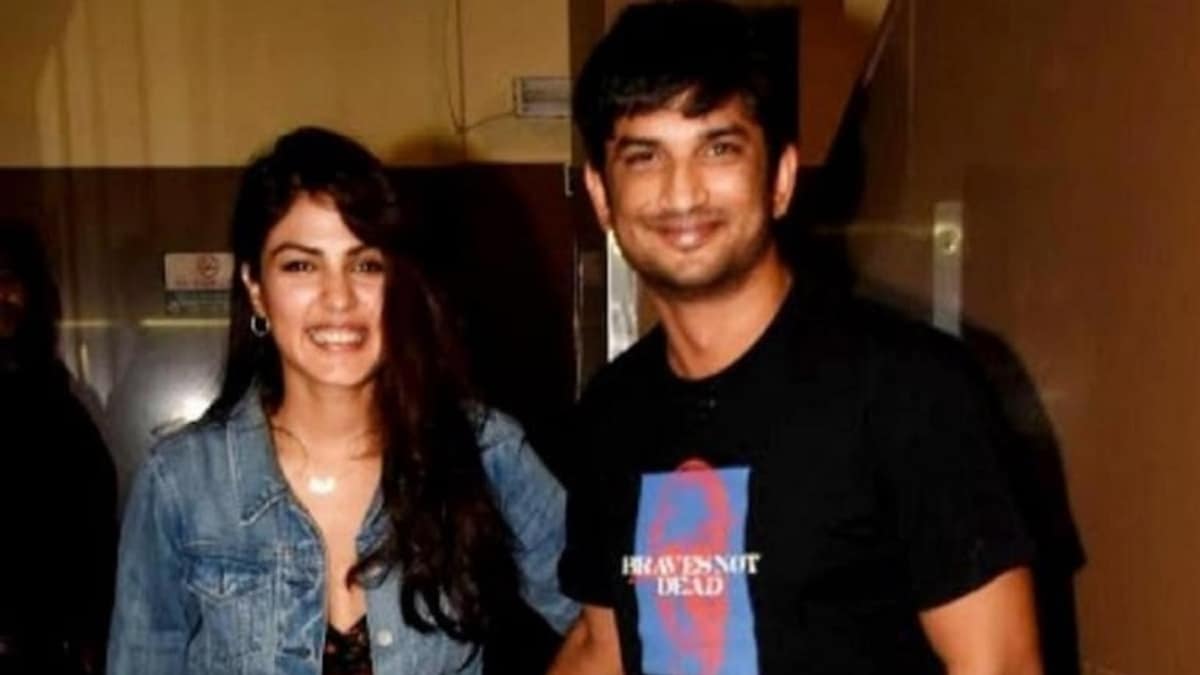 Sushant Singh Rajput and Rhea Chakraborty dated for a while.
