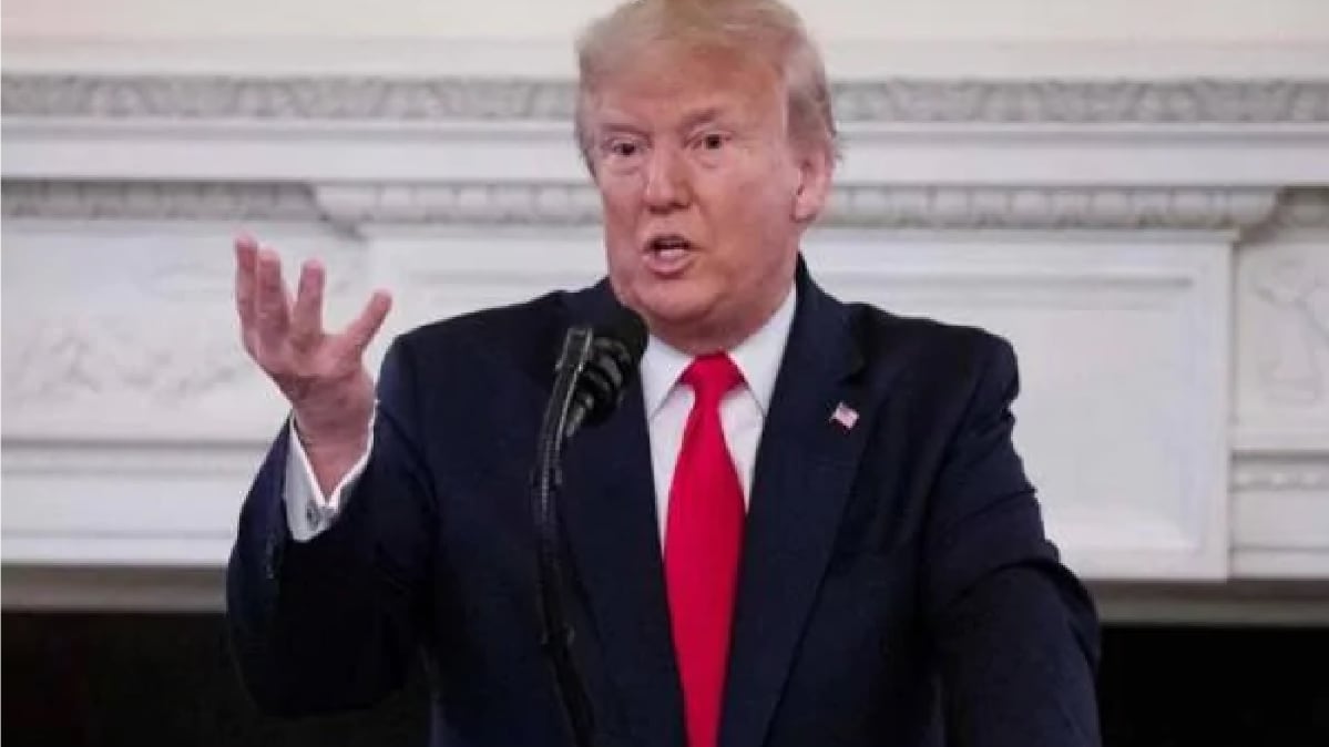 डोनाल्ड ट्रंप