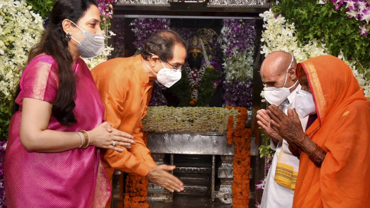 Uddhav Thackeray performs annual puja at Vitthal temple