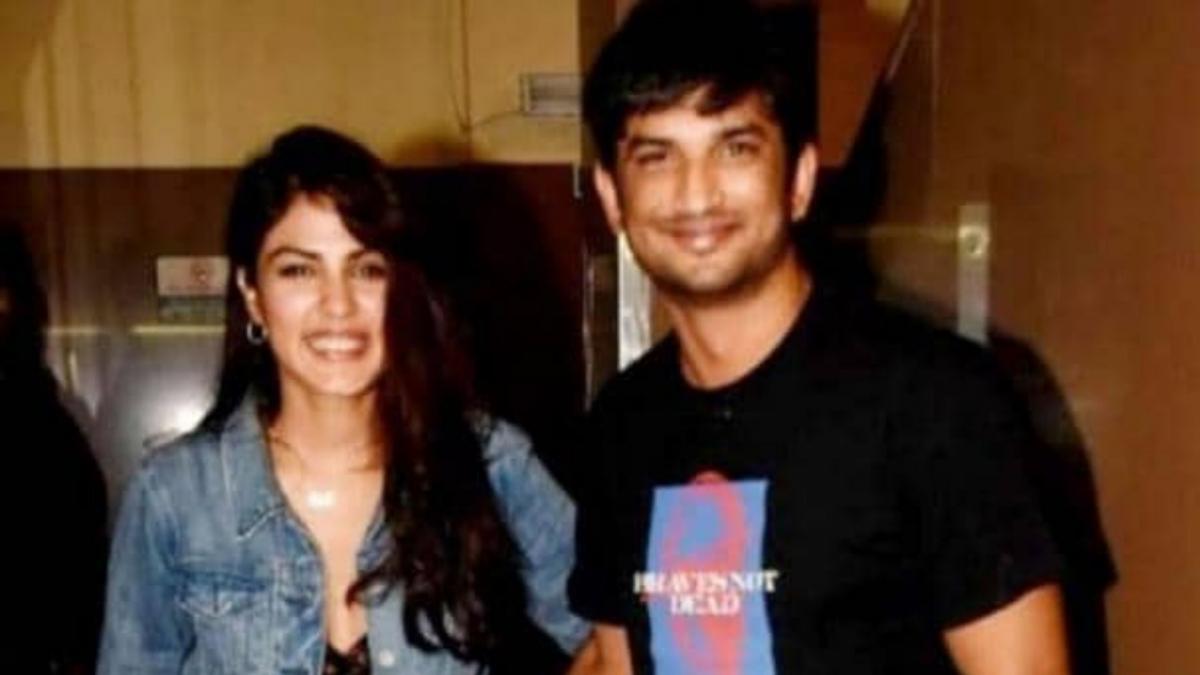 Sushant Singh Rajput and Rhea Chakraborty (File Photo)