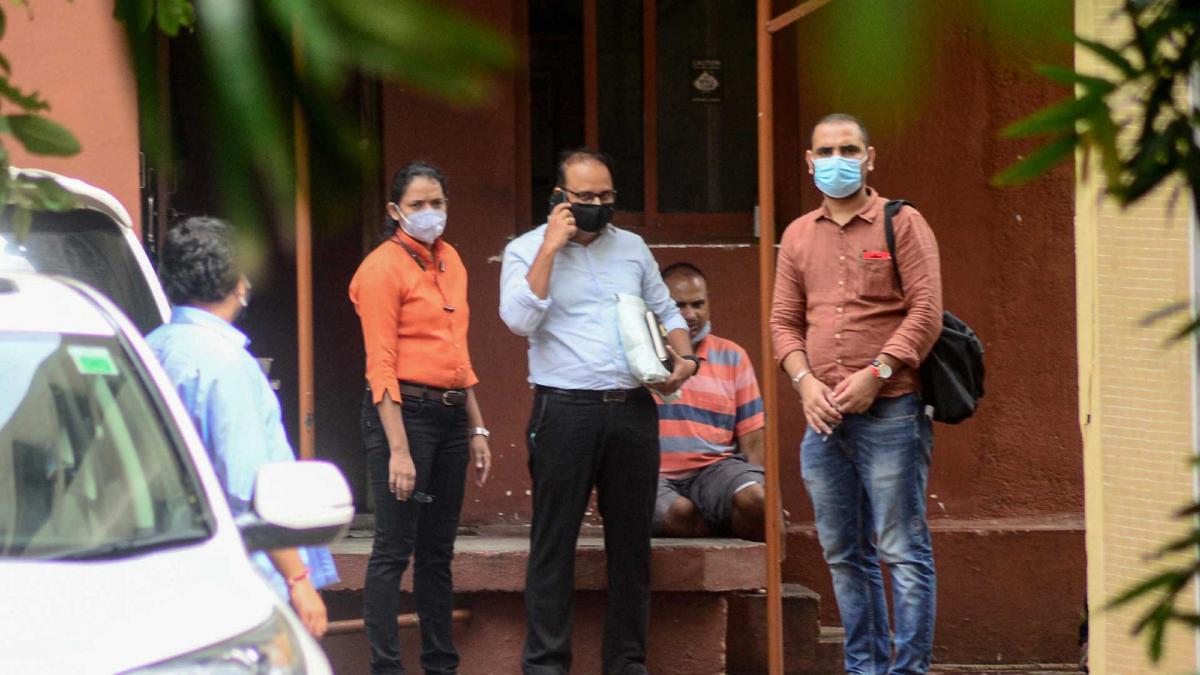 सुशांत केस में सीबीआई की जांच तेज (फोटो-PTI)