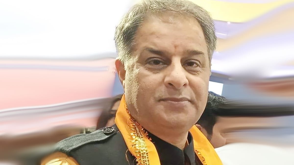 Congress leader Rajiv Tyagi passes away due to cardiac arrest.