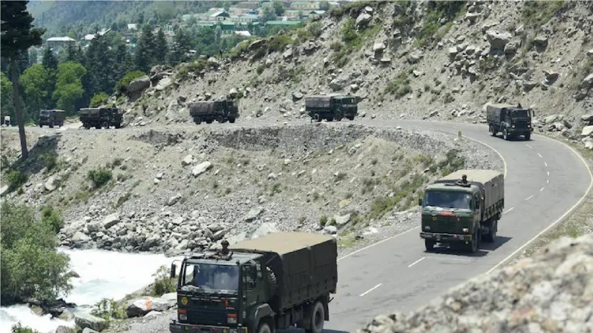 Srinagar-Leh highway closed