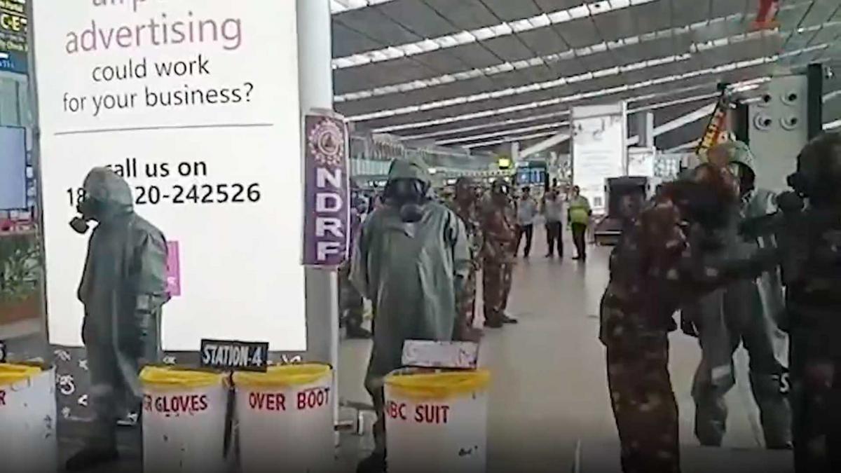 नेताजी सुभाष चंद्र बोस इंटरनेशनल टर्मिनल पर मॉक ड्रिल