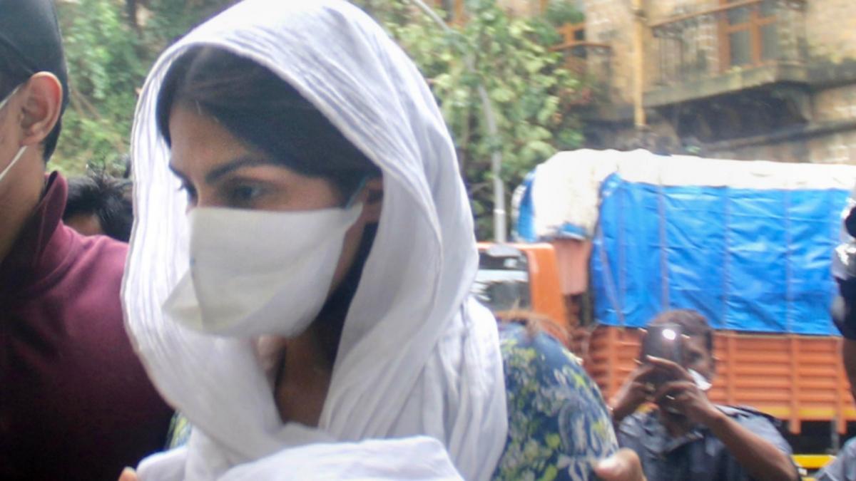 Rhea Chakraborty to be questioned again by CBI (File-PTI)