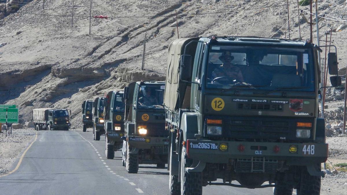 चीन सीमा पर तनाव जारी