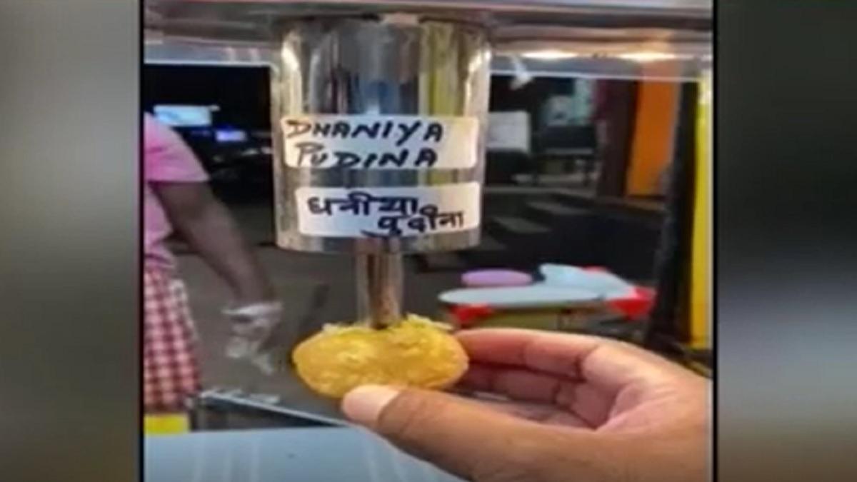 Golgappa video is viral on social media