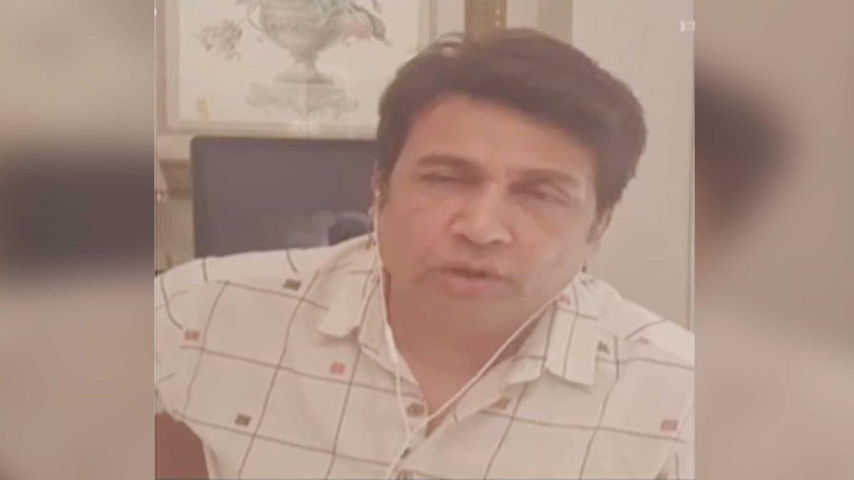 अभिनेता शेखर सुमन