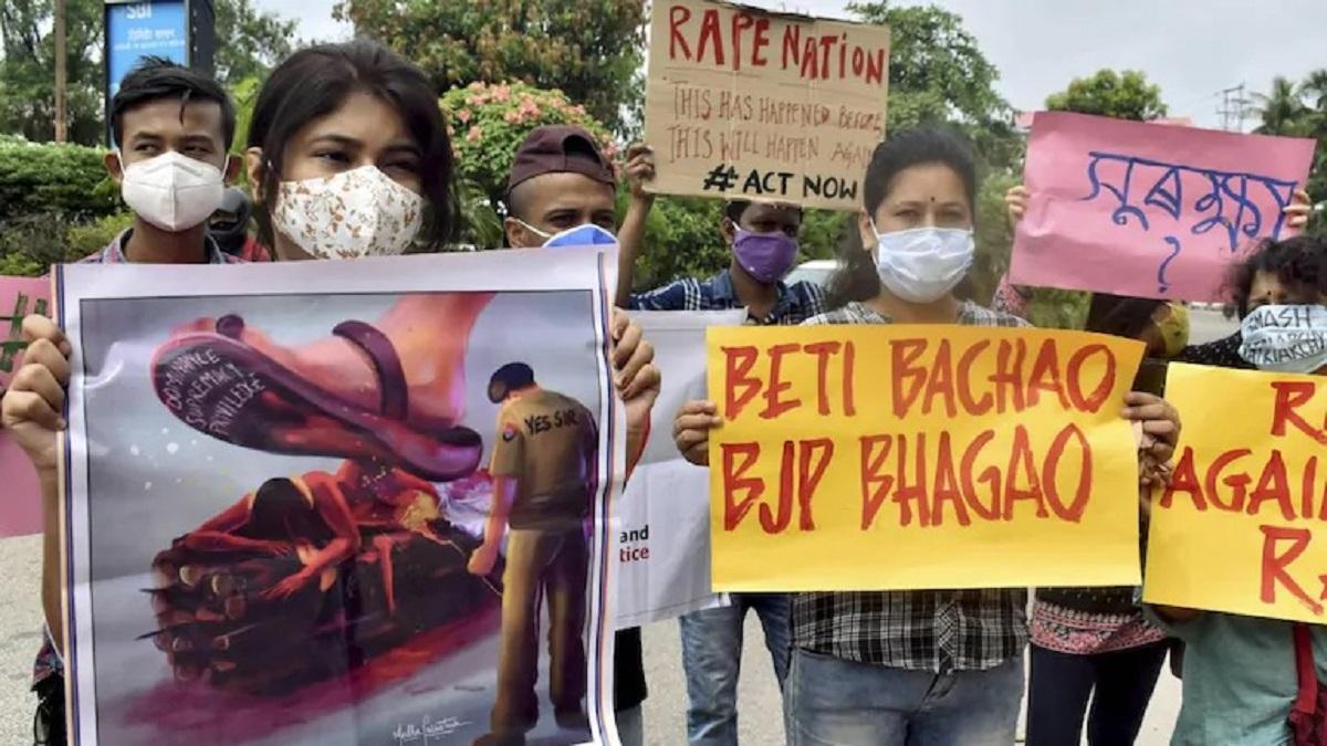 Protest agains Hathras case (file photo-PTI)