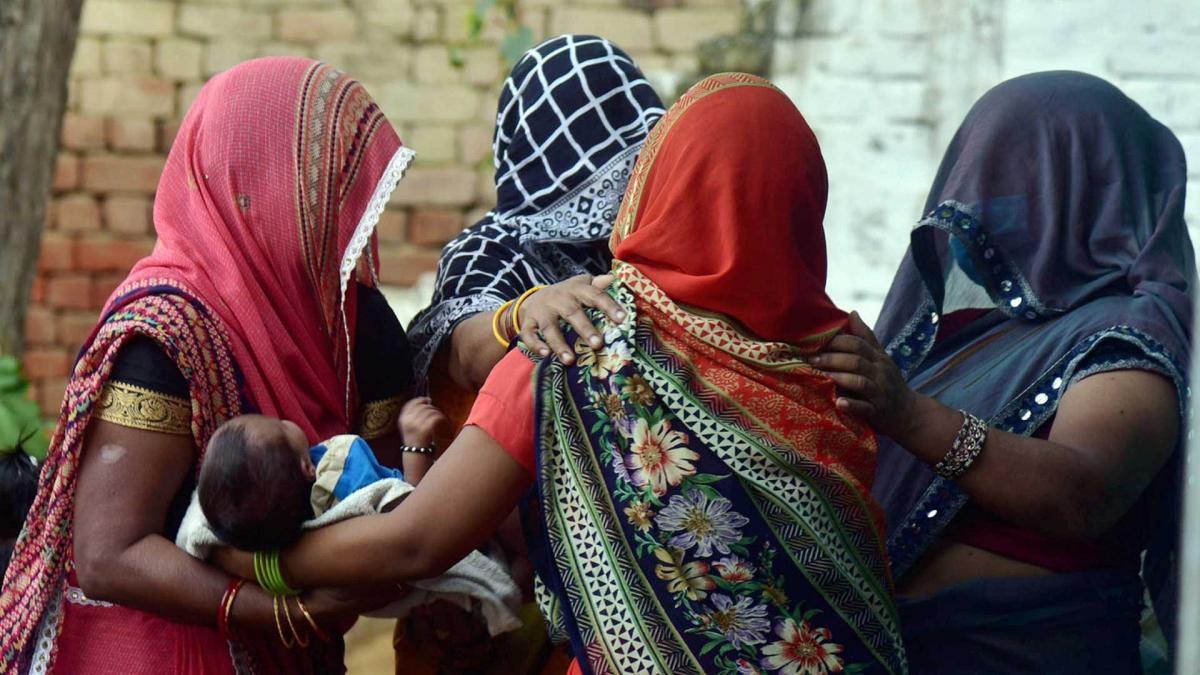 हाथरस का पीड़ित परिवार