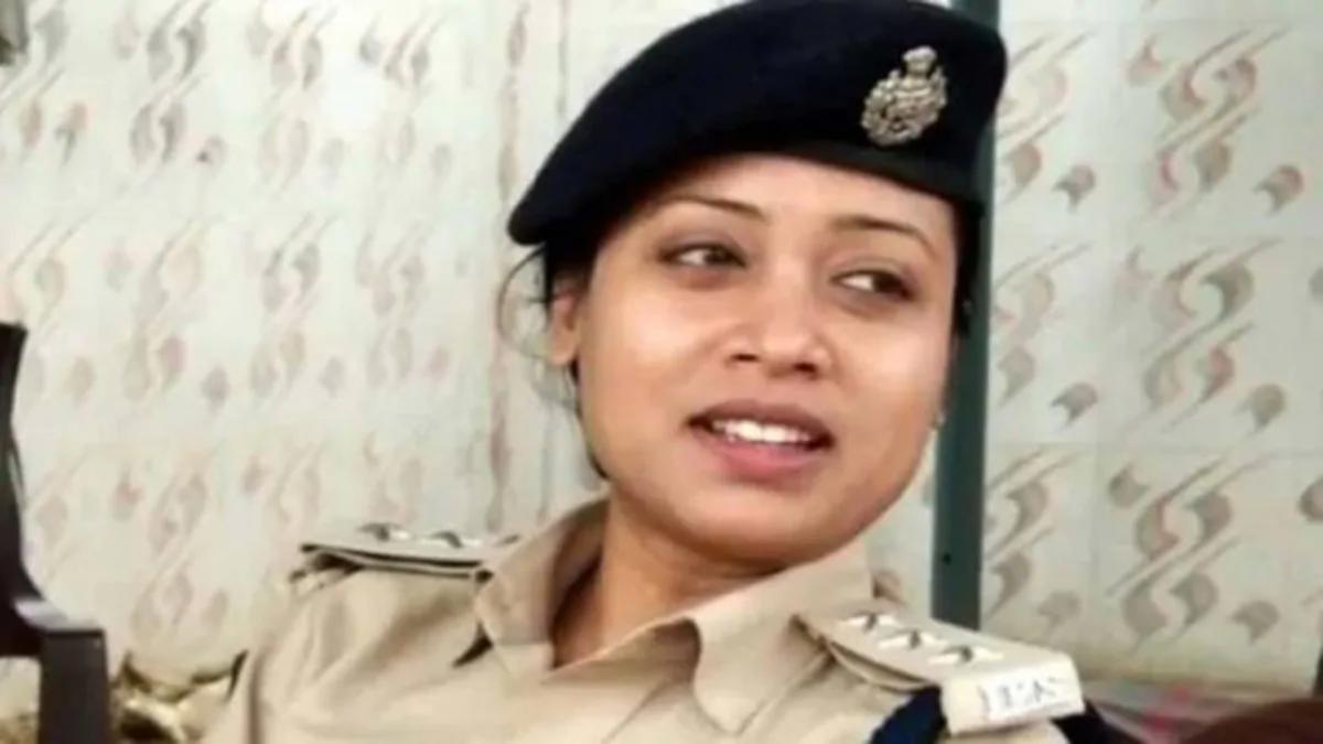 sp lipi singh