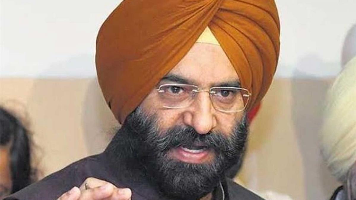 SAD के नेता मनजिंदर सिंह सिरसा