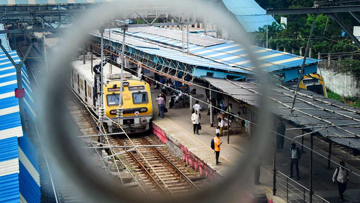 मुंबई में बिजली गुल