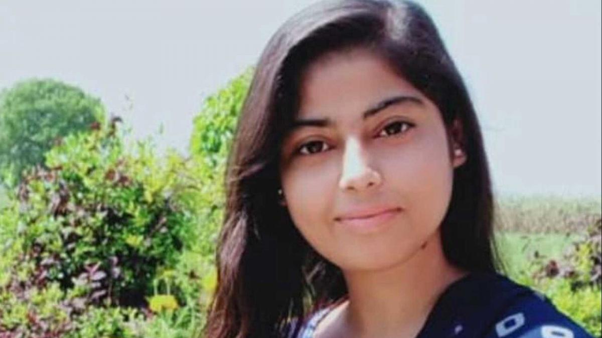  बल्लभगढ़ की छात्रा निकिता