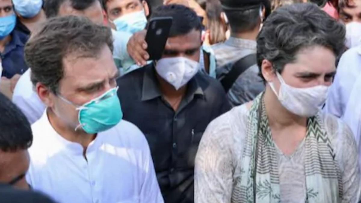 Rahul Gandhi, Priyanka Gandhi Vadra, Randeep Singh Surjewala (Picture Courtesy: Twitter @INCIndia)