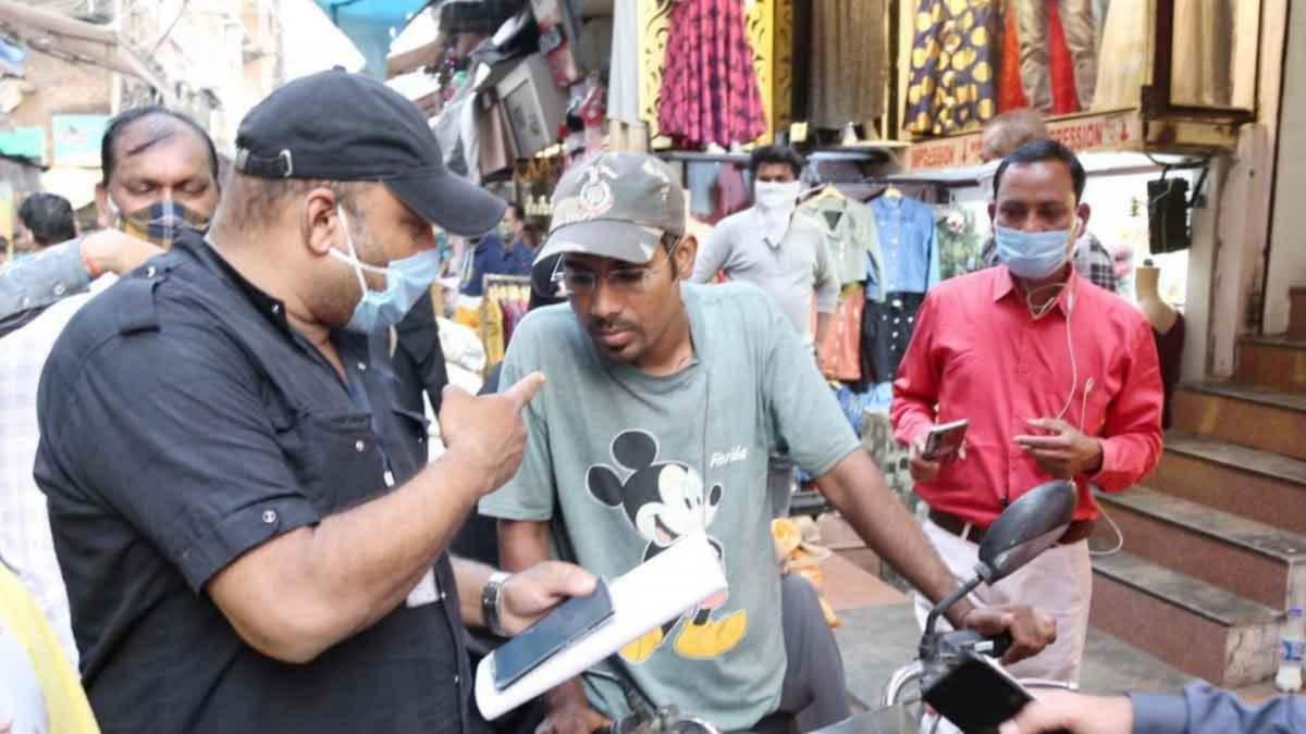 people not wearing mask