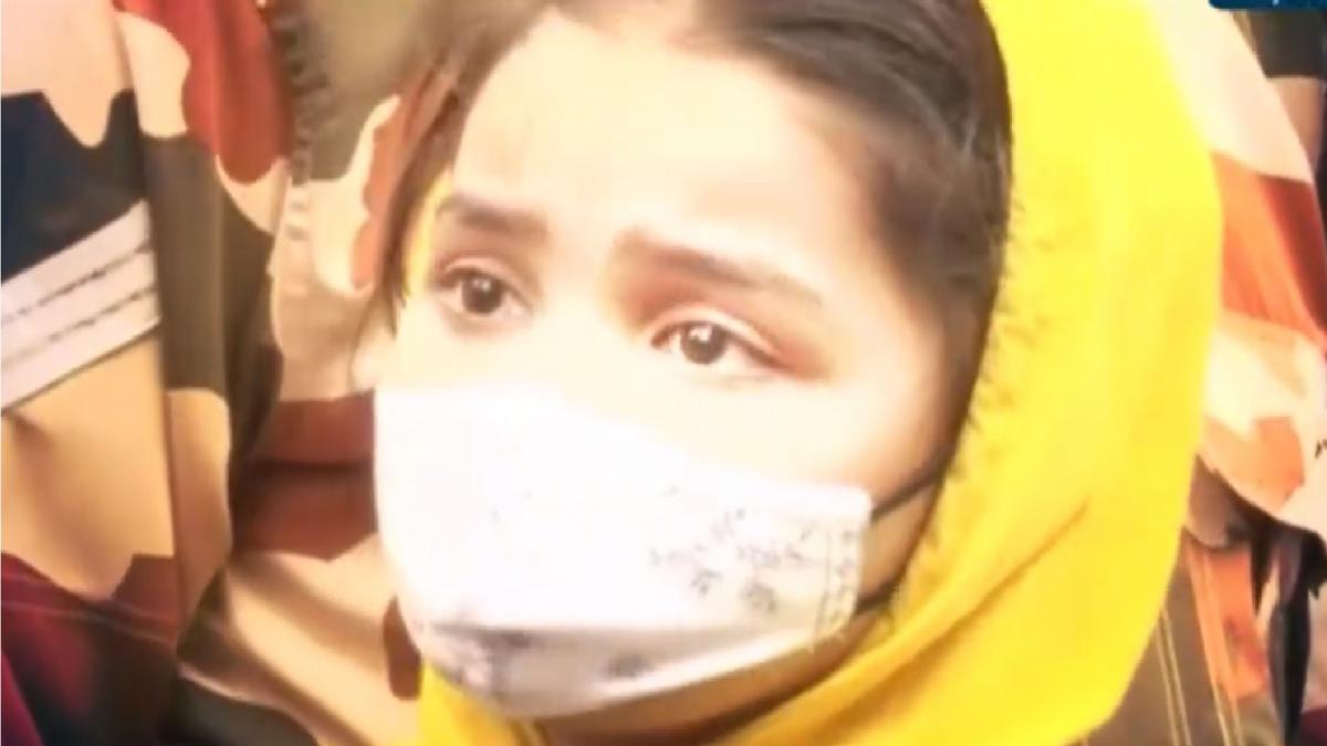 शहीद राकेश डोभाल की बेटी