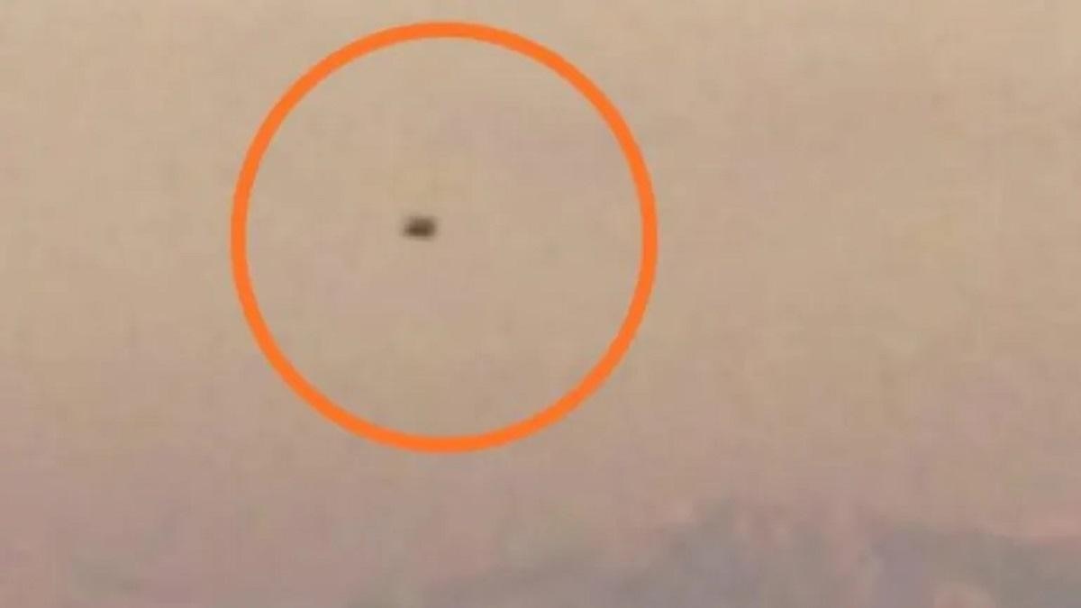 Flying object near LoC
