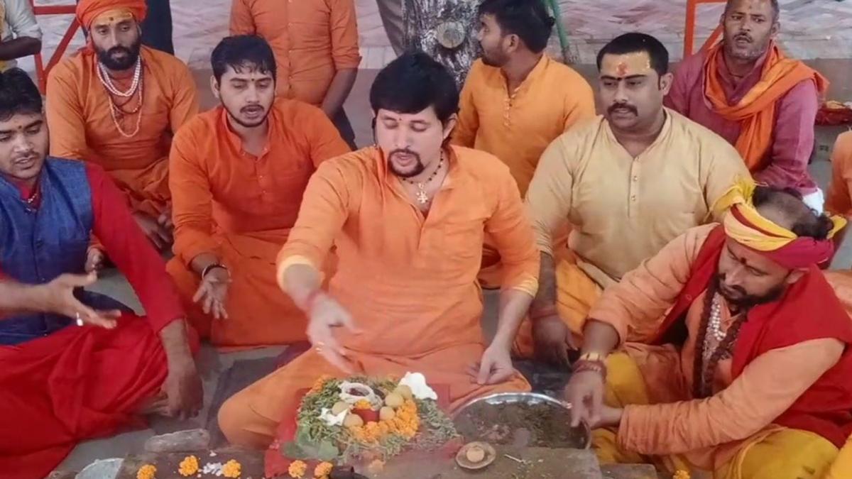 Havan Puja performed in India for victory of Donald Trump