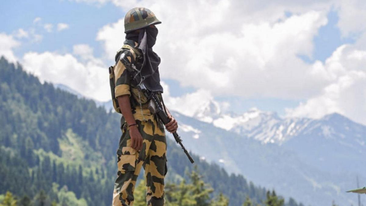 भारतीय सैनिक (फोटो- पीटीआई)