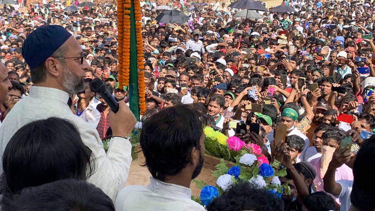 असदुद्दीन ओवैसी