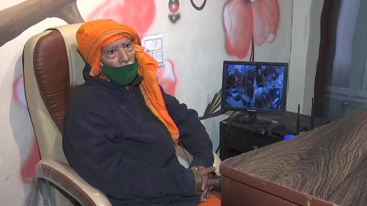 baba ka dhaba owner starts a restaurant